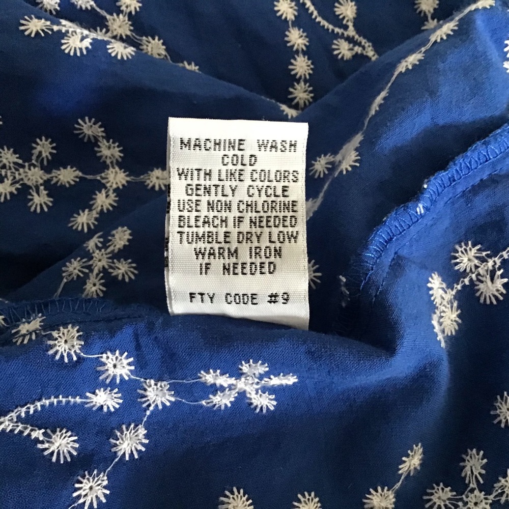 Rebellion Blue w/White embroidered flowers Top L - Picture 5 of 5